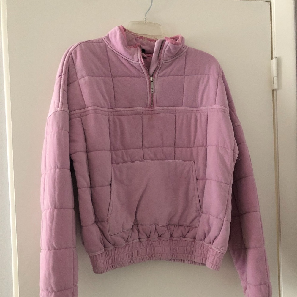 Pink pull over